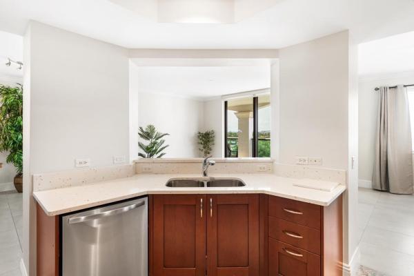 The Landmark At The Gardens, 3610 Gardens Pkwy #502A, Palm Beach Gardens, Florida 33410, image 3