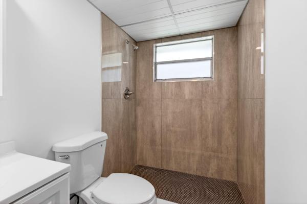 221 Waterford J, Delray Beach, Florida 33446, image 3