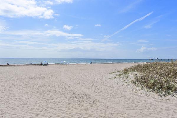 Ocean Breeze Club, 1950 NE 7th St #105, Deerfield Beach, Florida 33441, image 3