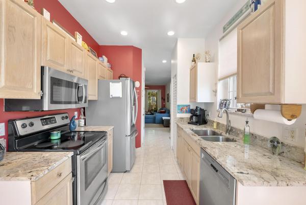 Ocean Breeze Club, 1950 NE 7th St #105, Deerfield Beach, Florida 33441, image 2