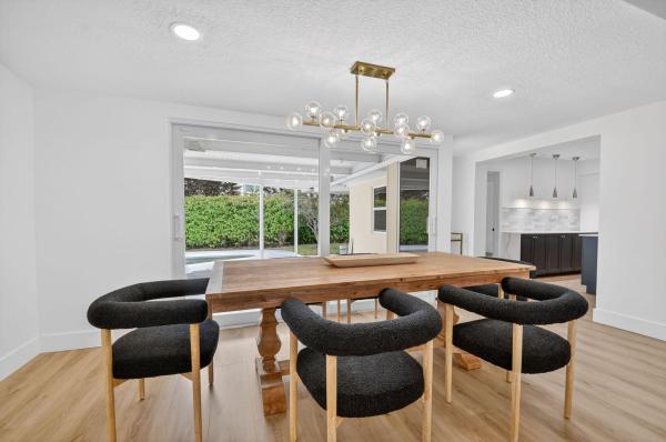 Yacht Harbor Manor, 1221 Singer Dr, Riviera Beach, Florida 33404, image 2
