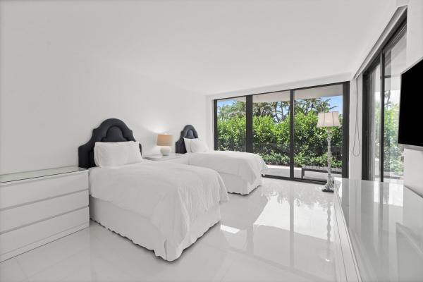 Palm Beach Stratford, 2580 S Ocean Blvd #1A1, Palm Beach, Florida 33480, image 1