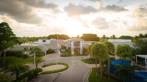 Boca Woods Country Club, 11204 Clover Leaf Cir, Boca Raton, Florida 33428, image 1