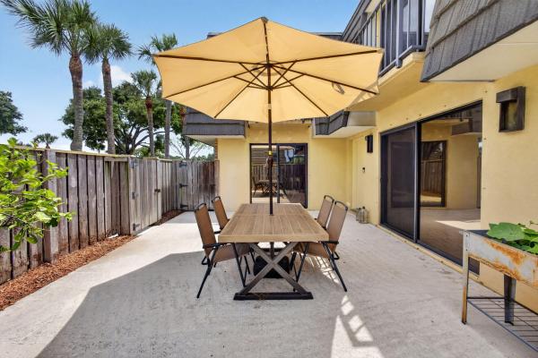 Village Of Sandalwood Lakes, 801 8th Way, West Palm Beach, Florida 33407, image 1