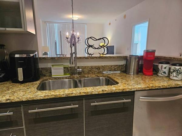 CityPlace South Tower, 550 Okeechobee Blvd #812, West Palm Beach, Florida 33401, image 1