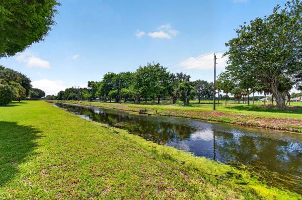 5561 Fairway Park Dr #104, Boynton Beach, Florida 33437, image 1