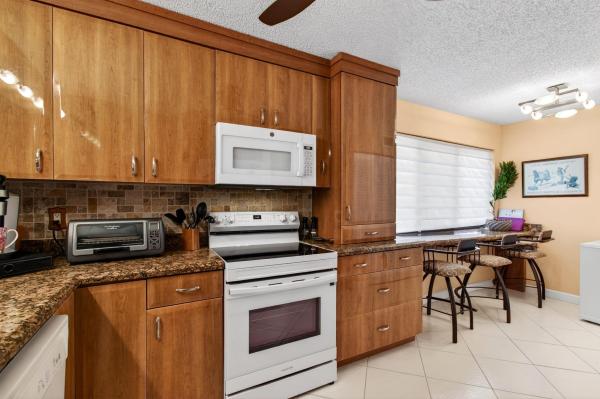 Fairway Park At Indian Spring, 5561 Fairway Park Dr #104, Boynton Beach, Florida 33437, image 1