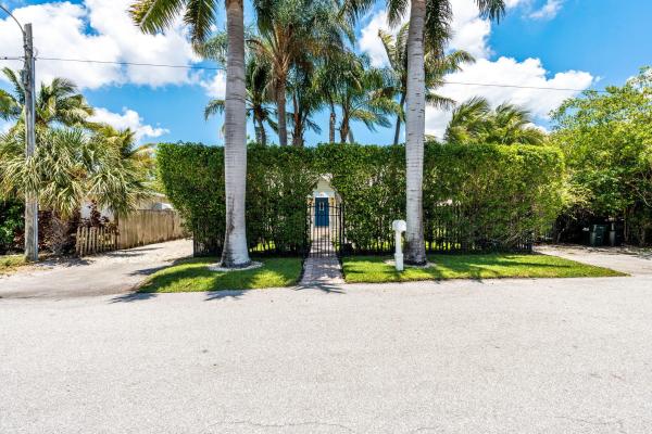 Dell Park, 255 NE 12th St, Delray Beach, Florida 33444, image 2