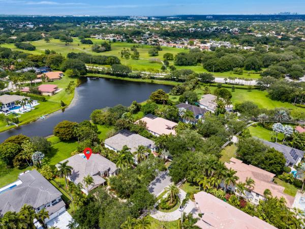 Long Lake Estates, 10251 N Lake Vista Cir, Davie, Florida 33328, image 3