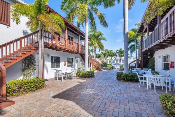 Estates Of South Palm Beach, 230 Conniston Rd, West Palm Beach, Florida 33405, image 1
