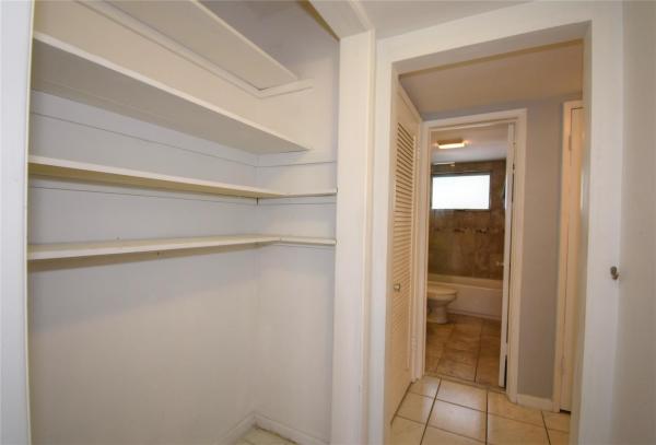 Venetian Park, 2161 NE 42nd Ct #114, Lighthouse Point, Florida 33064, image 2