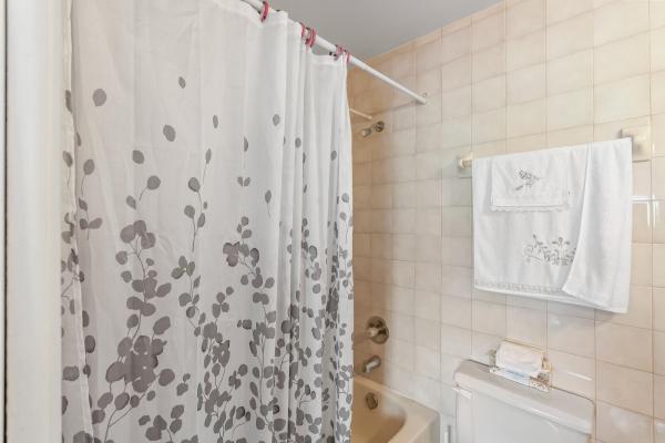 Doral Court, 8039 Lake Dr #205, Doral, Florida 33166, image 1