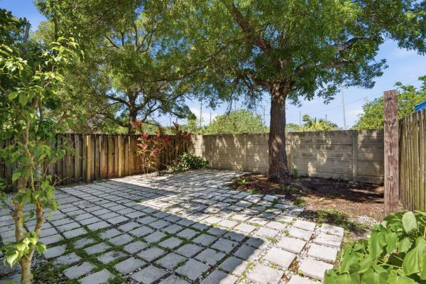 3720 SW 69th Ave, Unincorporated Dade County, Florida 33155, image 1
