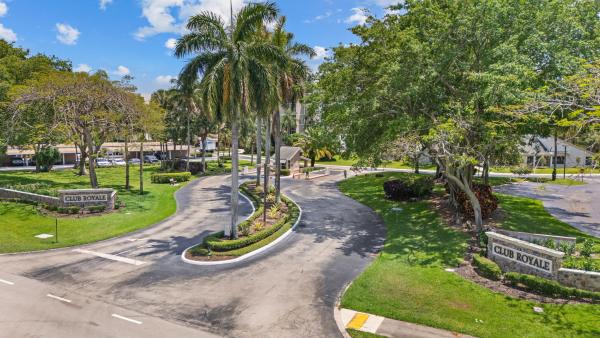 Club Royale, 6562 Boca Del Mar Dr #124, Boca Raton, Florida 33433, image 3