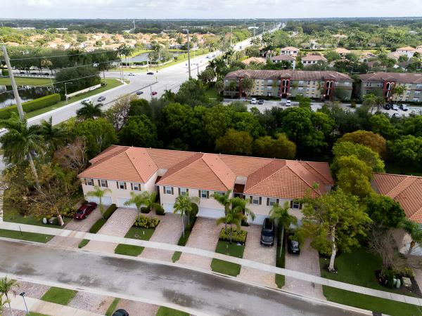6463 Azura Lake Rd, Lake Worth, Florida 33463, image 3