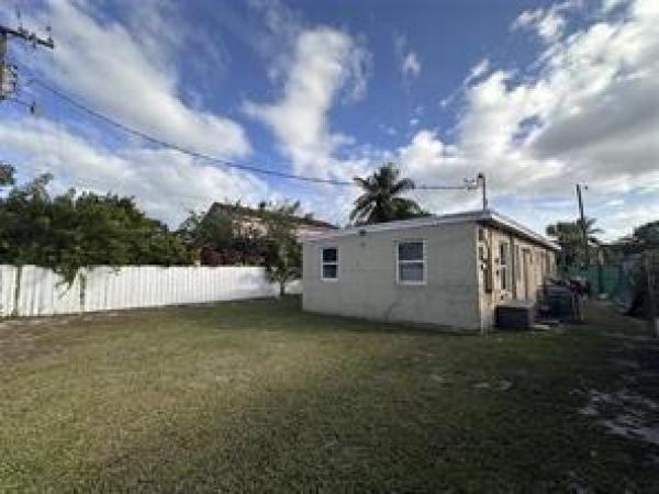 College, 728 SW 6th St #1-2, Dania Beach, Florida 33004, image 1