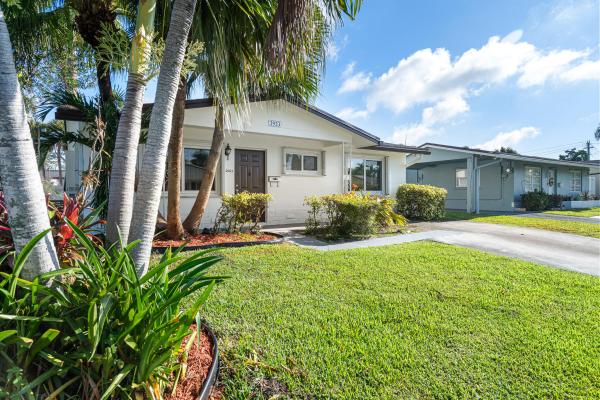 Tamarac Lakes South, 2923 NW 48th St, Tamarac, Florida 33309, image 2
