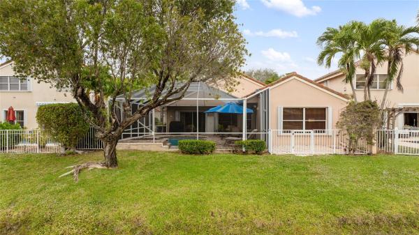 Whittier Oaks At Terramar, 6660 NW 75th Pl, Parkland, Florida 33067, image 2