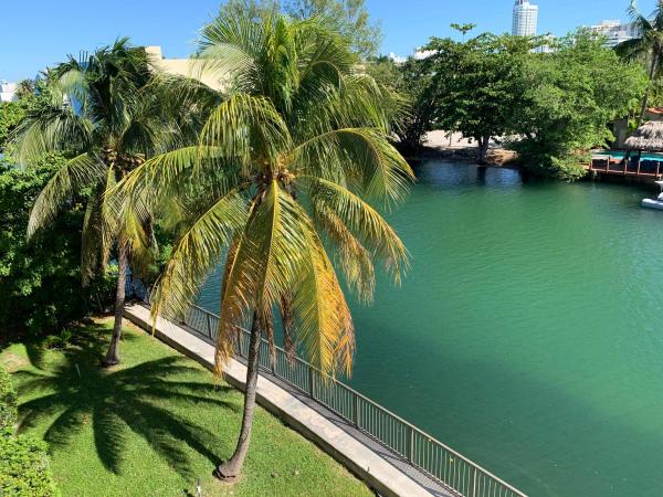 The Castille, 4011 N Meridian Ave #32, Miami Beach, Florida 33140, image 1
