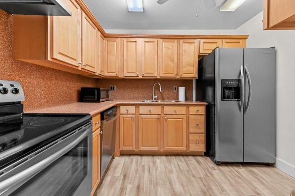 Bay Colony Club, 6309 Bay Club Dr #3, Fort Lauderdale, Florida 33308, image 3