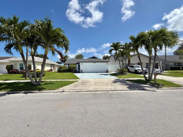 5072 Arbor Glen Cir, Lake Worth, Florida 33463, image 2