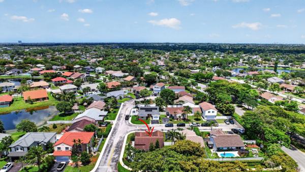 Blue Ridge, 13970 Oaklawn Pl, Davie, Florida 33325, image 3