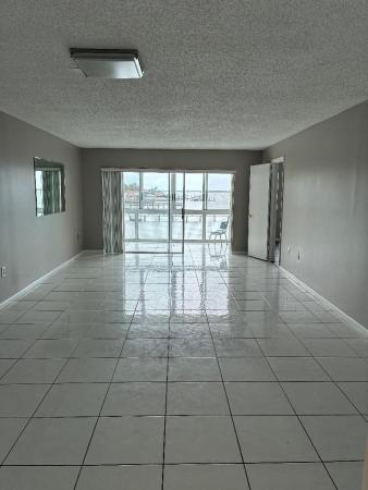 Wilshire West, 410 Wilma Cir #303, Riviera Beach, Florida 33404, image 2