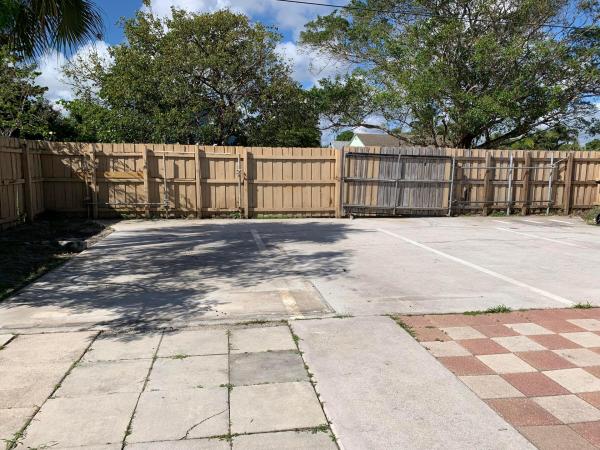 Lake Worth Town, 623 N L St #1 (LEFT SIDE), Lake Worth Beach, Florida 33460, image 3