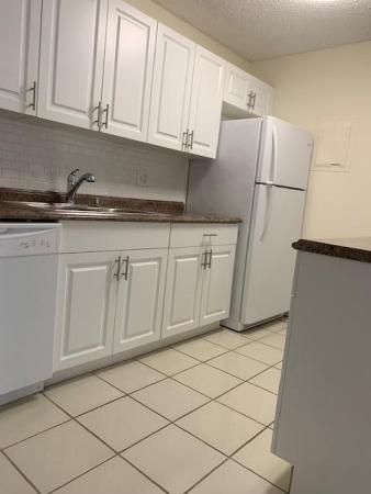 Eden Place, 639 Executive Center Dr #O-208, West Palm Beach, Florida 33401, image 2