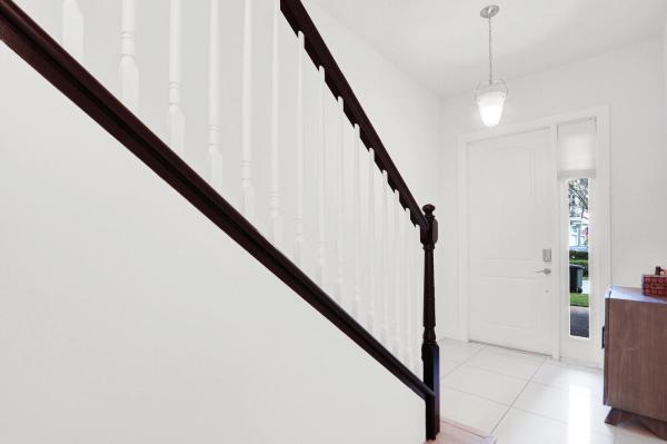 Hampton Cay, 7113 Kensington Ct, Palm Beach Gardens, Florida 33418, image 2