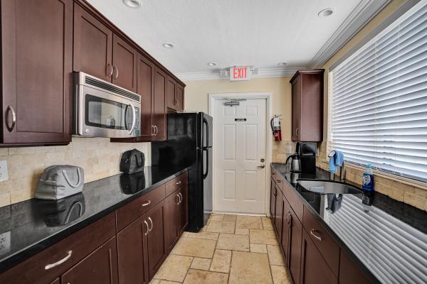 Whitehall At Camino Real, 6037 Balboa Cir #101, Boca Raton, Florida 33433, image 3