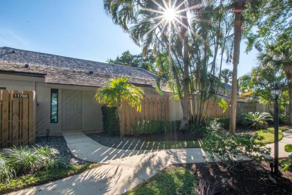 Golf & Tennis Village, 11792 Wimbledon Cir, Wellington, Florida 33414, image 3