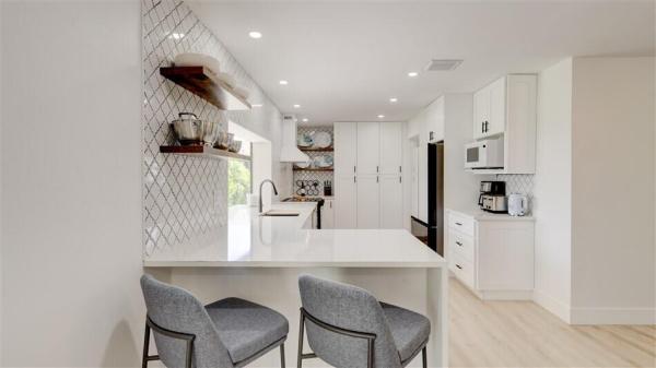 Pine Villas, 429 Pine Villa Dr, Atlantis, Florida 33462, image 1