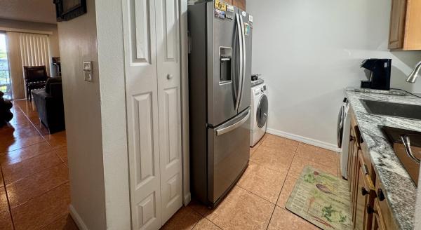 6086 Forest Hill Blvd #208, West Palm Beach, Florida 33415, image 1