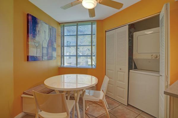 Sabal Palm Of Pine Island Ridge, 1831 Sabal Palm Dr #202, Davie, Florida 33324, image 2