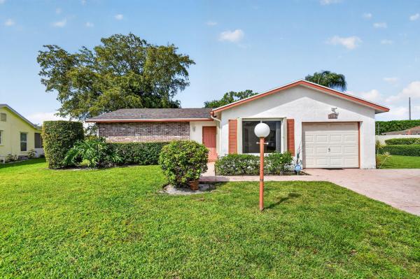 Lucerne Homes East, 6312 Summer Sky Ln, Greenacres, Florida 33463, image 2