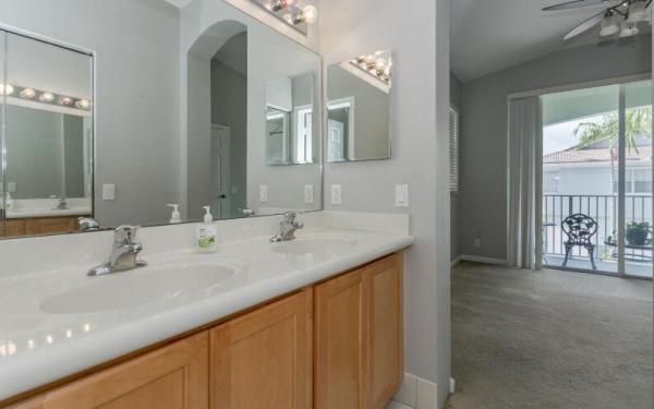Thousand Oaks, 3019 Laurel Ridge Cir, Riviera Beach, Florida 33404, image 1
