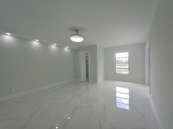 Huntington Lakes 4, 7280 Amberly Ln #207, Delray Beach, Florida 33446, image 1
