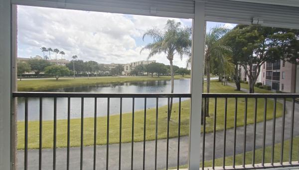 Huntington Lakes 4, 7280 Amberly Ln #207, Delray Beach, Florida 33446, image 2