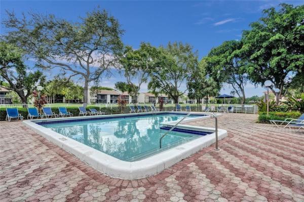 Meadowridge, 2297 SW 15th St #125, Deerfield Beach, Florida 33442, image 1