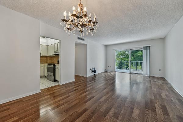 Hillcrest, 3850 Washington St #212, Hollywood, Florida 33021, image 1