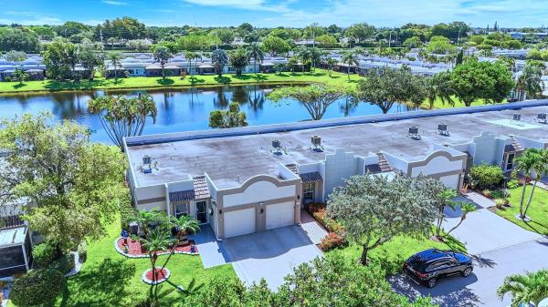 Town Villas At Moon Lake, 18800 Haywood Ter #7, Boca Raton, Florida 33496, image 2