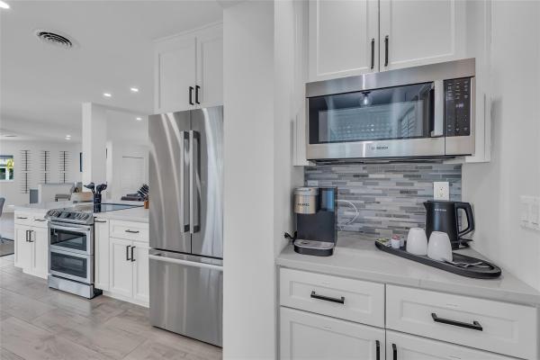 Bermuda Riviera, 3108 NE 42nd Ct, Fort Lauderdale, Florida 33308, image 3