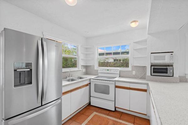 Lake Worth Town, 221 N Ocean Breeze, Lake Worth Beach, Florida 33460, image 1