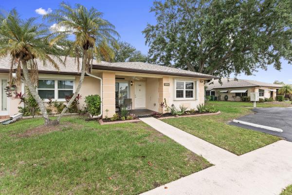 The Grove, 5846 Summerfield Ct #51, Fort Pierce, Florida 34982, image 2