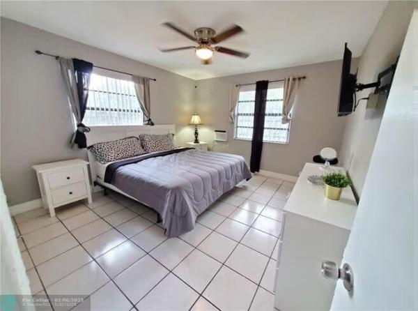 South Middle River, 1621 NW 7th Ter #A-B, Fort Lauderdale, Florida 33311, image 1