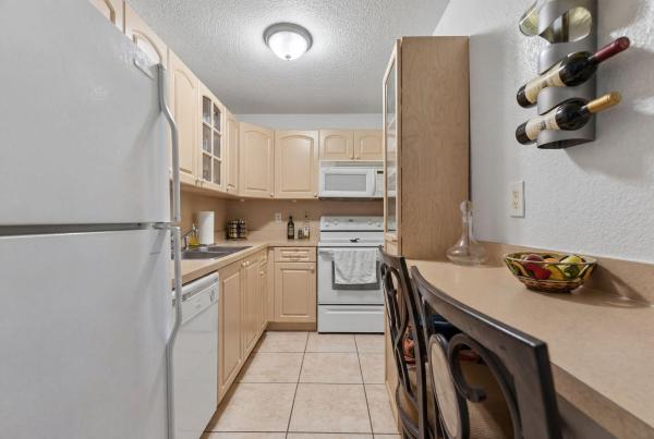 Heritage, 645 NE 121st St #403, North Miami, Florida 33161, image 2
