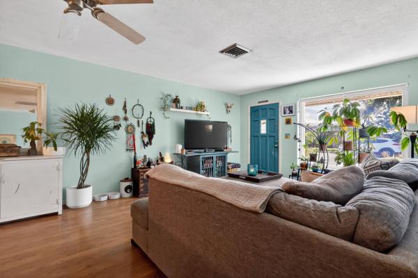 North Lake Worth, 1525 N M St, Lake Worth Beach, Florida 33460, image 1