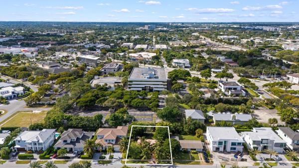 Boca Villas, 1001 NE 2nd Ter, Boca Raton, Florida 33432, image 1