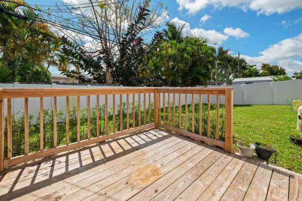 North Andrews Terrace, 5240 NE 3rd Ter, Oakland Park, Florida 33334, image 3